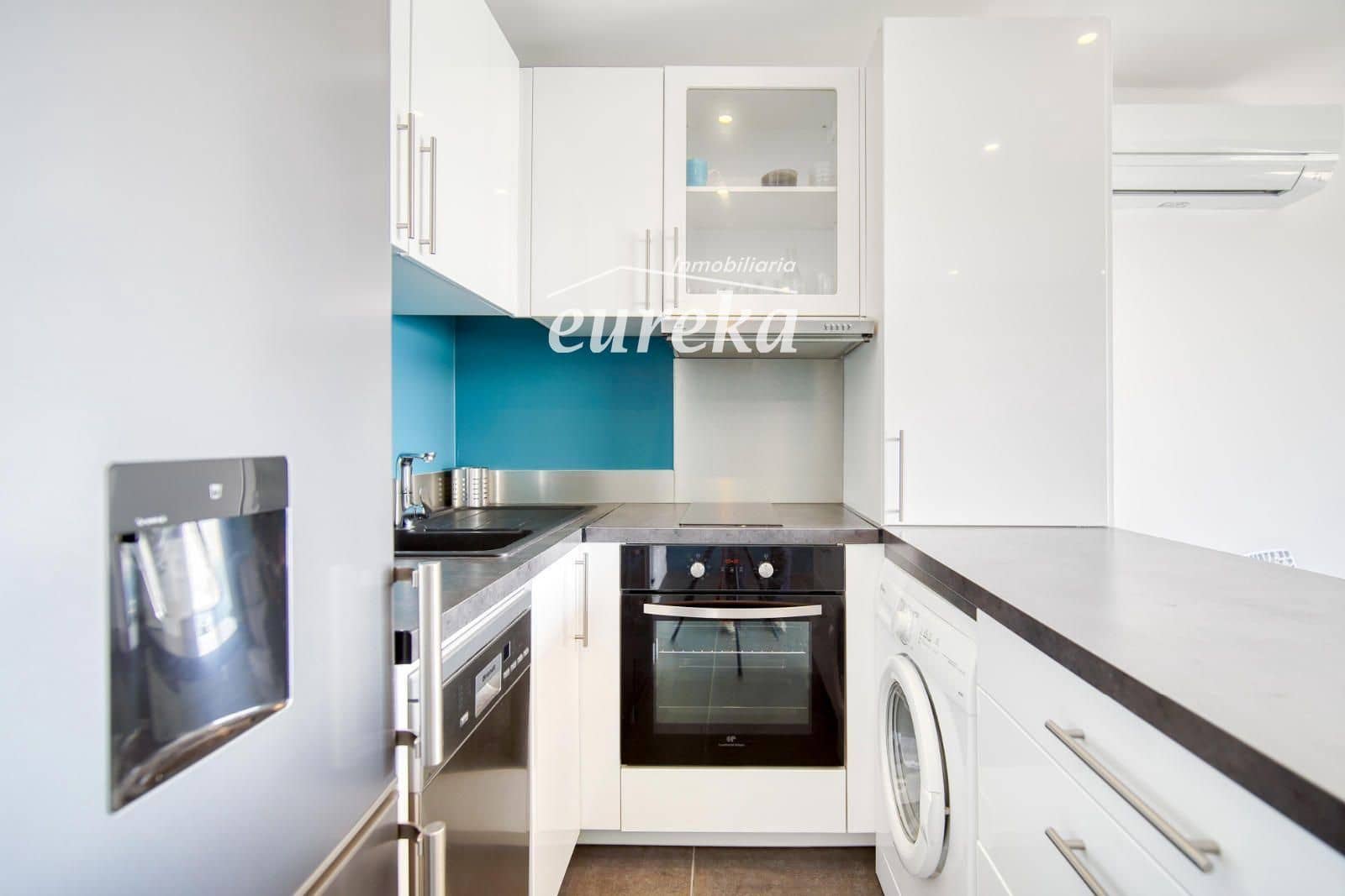 1 bedroom Flat for sale in Roses with garage - € 399,000 (Ref: 9713576)