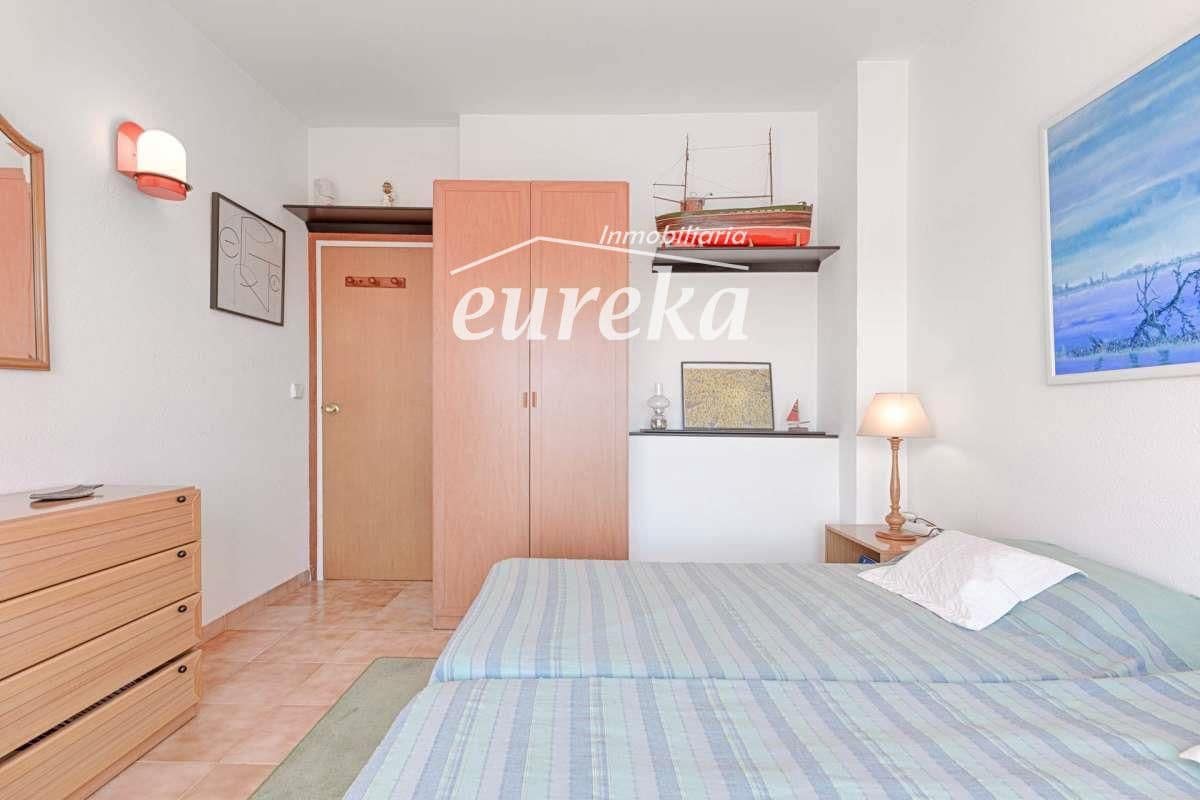 4 bedroom Villa for sale in Santa Margarida with garage - € 595,000 (Ref: 9733653)