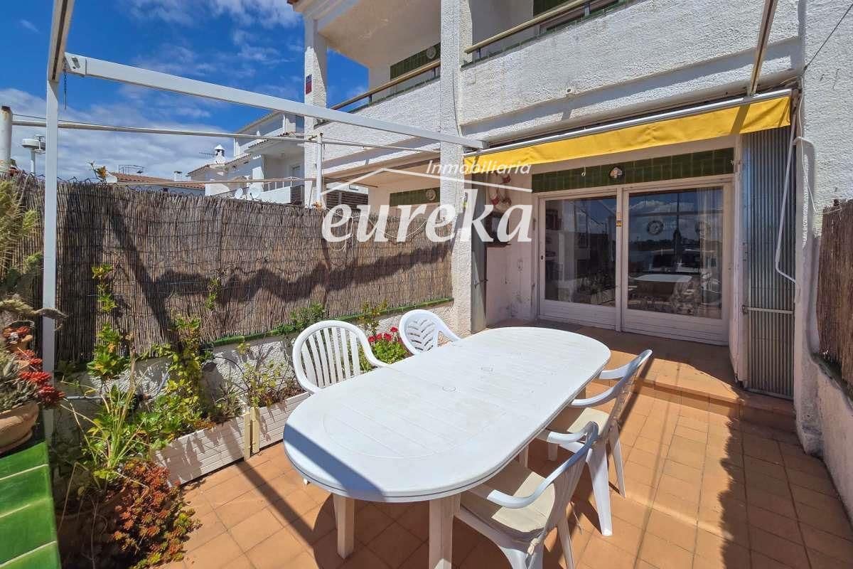 4 bedroom Villa for sale in Santa Margarida with garage - € 595,000 (Ref: 9733653)