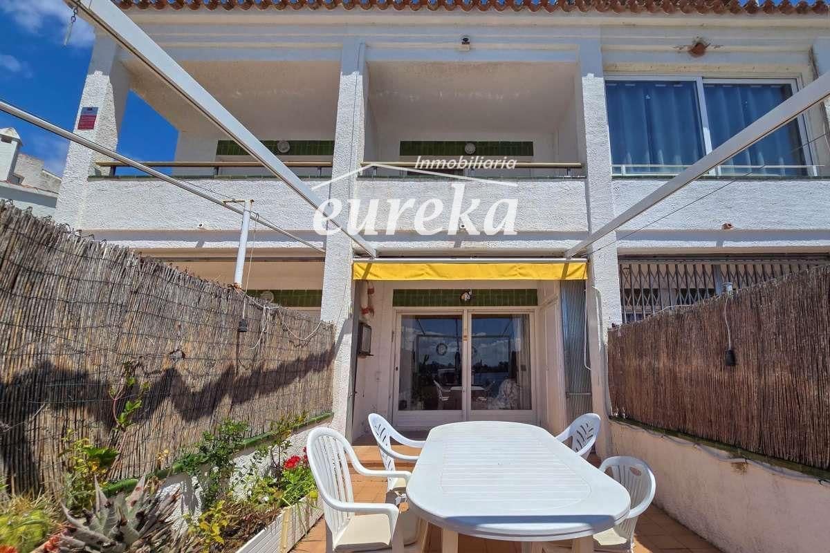 4 bedroom Villa for sale in Santa Margarida with garage - € 595,000 (Ref: 9733653)