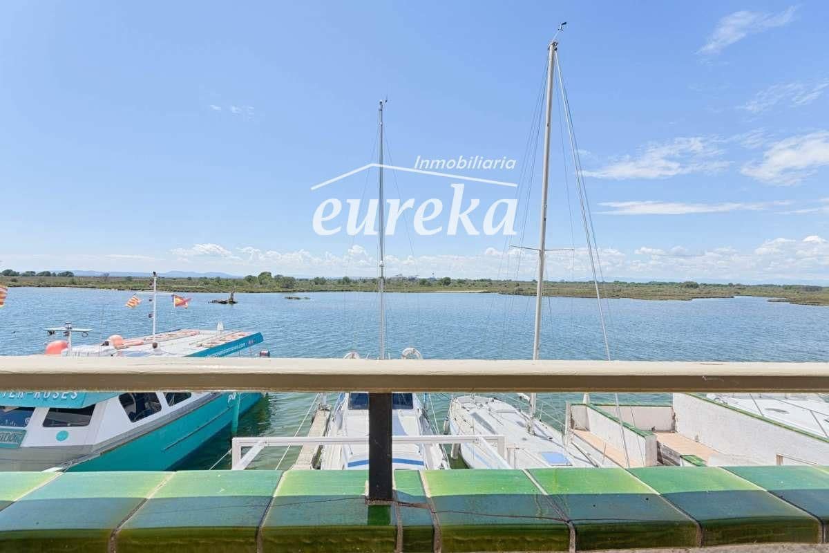 4 bedroom Villa for sale in Santa Margarida with garage - € 595,000 (Ref: 9733653)