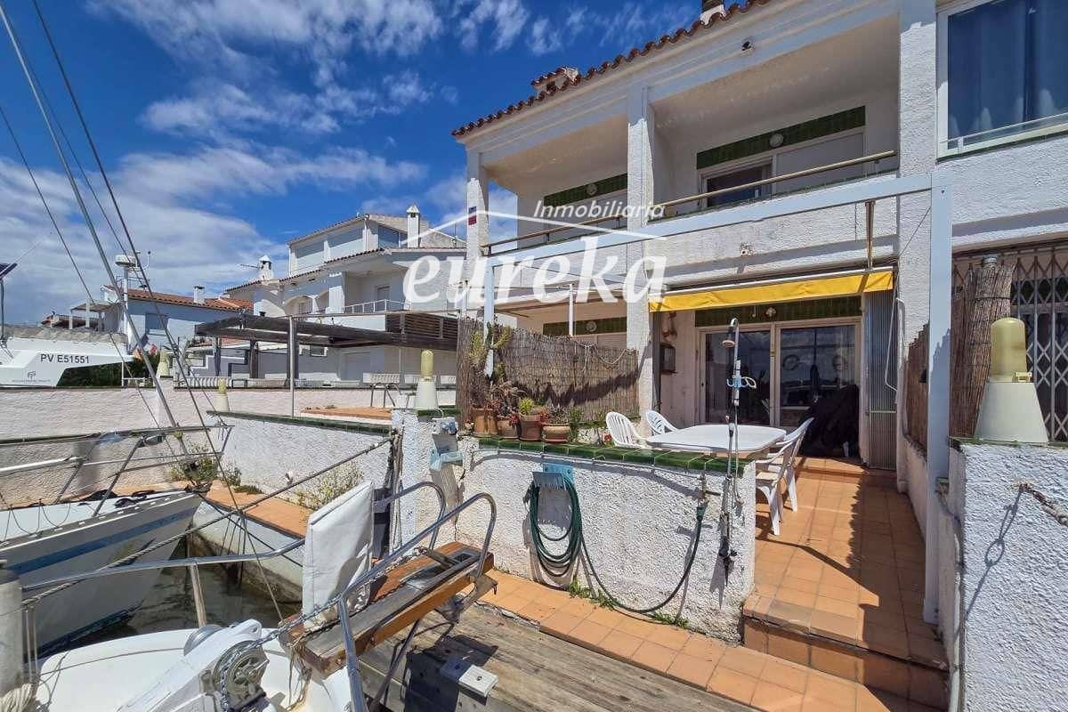 4 bedroom Villa for sale in Santa Margarida with garage - € 595,000 (Ref: 9733653)